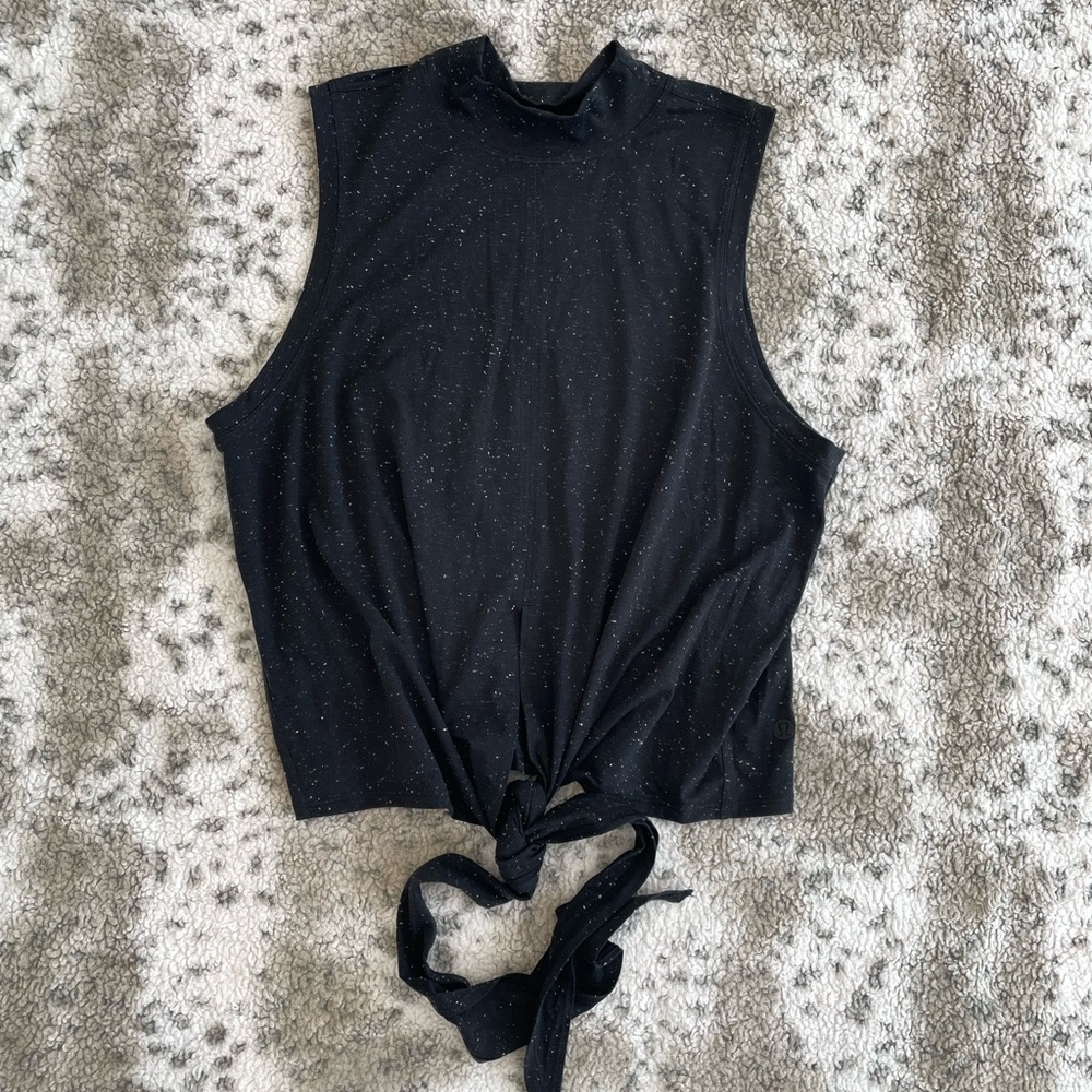 Lululemon mock neck tank top